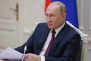 Путин призвал правительство обратить внимание на инфраструктурные проекты