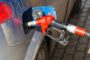 Выяснилось, почему в России бензин дороже, чем в США