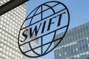 Эксперт объяснил, почему США не отключают Россию от SWIFT
