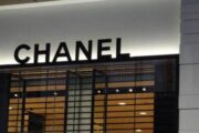 Пост гендиректора Chanel в России вместо Винсента Дарбо может занять Ирина Водяхина