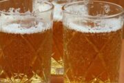 Крупнейший производитель пива в мире уйдет из России