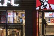 Сделка владельца франшизы KFC и Pizza Hut по продаже бизнеса в России сорвалась
