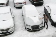 Автоэксперт рассказал, как правильно мыть машину зимой