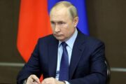 Путин предложил продлить компенсации малому бизнесу за использование СБП — Капитал