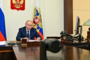 Путин назвал ошибкой возможность введения санкций против России