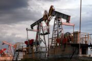 Цена на нефть марки Brent превысила 114 долларов за баррель